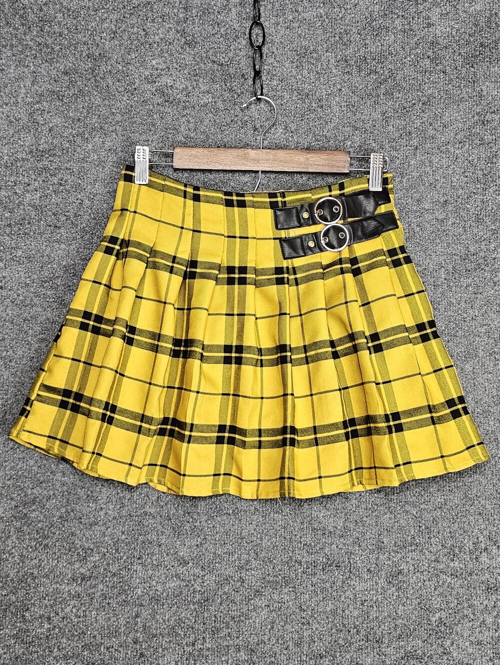 As If! Clueless Vibes| School Girl| Yellow/Mustard| Plaid Pleated Skirt- Medium
